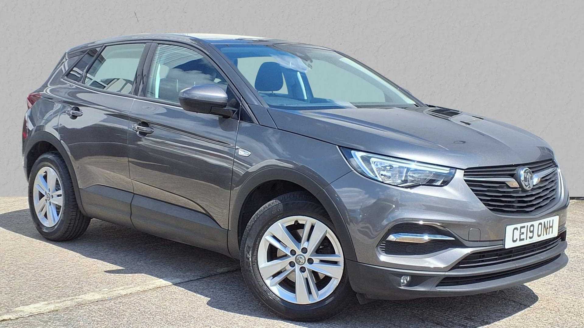 Main listing image - Vauxhall Grandland X