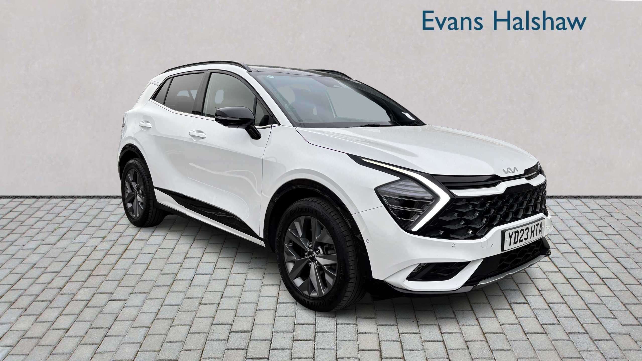 Main listing image - Kia Sportage