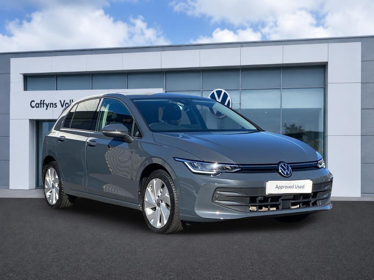 Main listing image - Volkswagen Golf