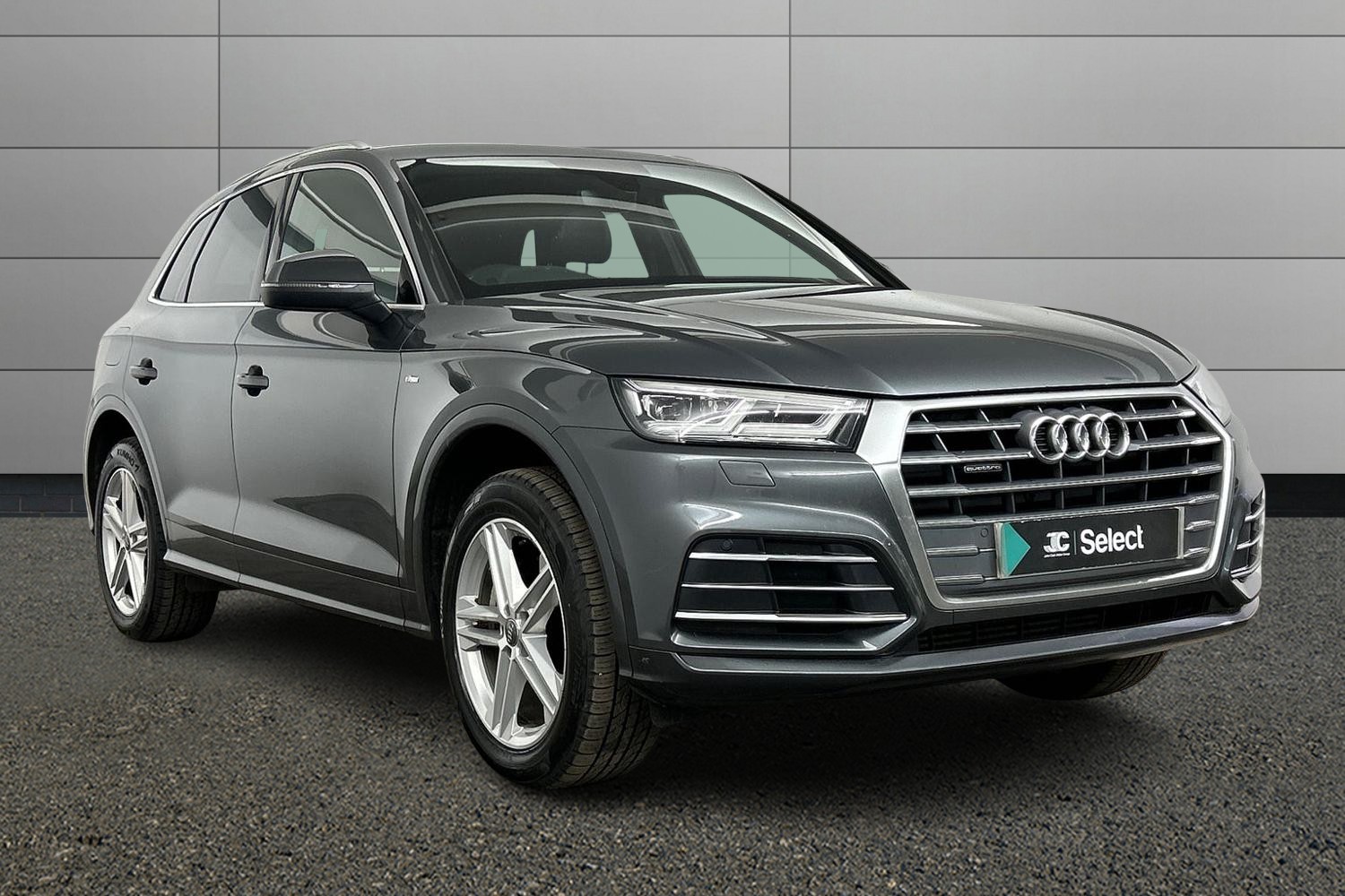 Main listing image - Audi Q5
