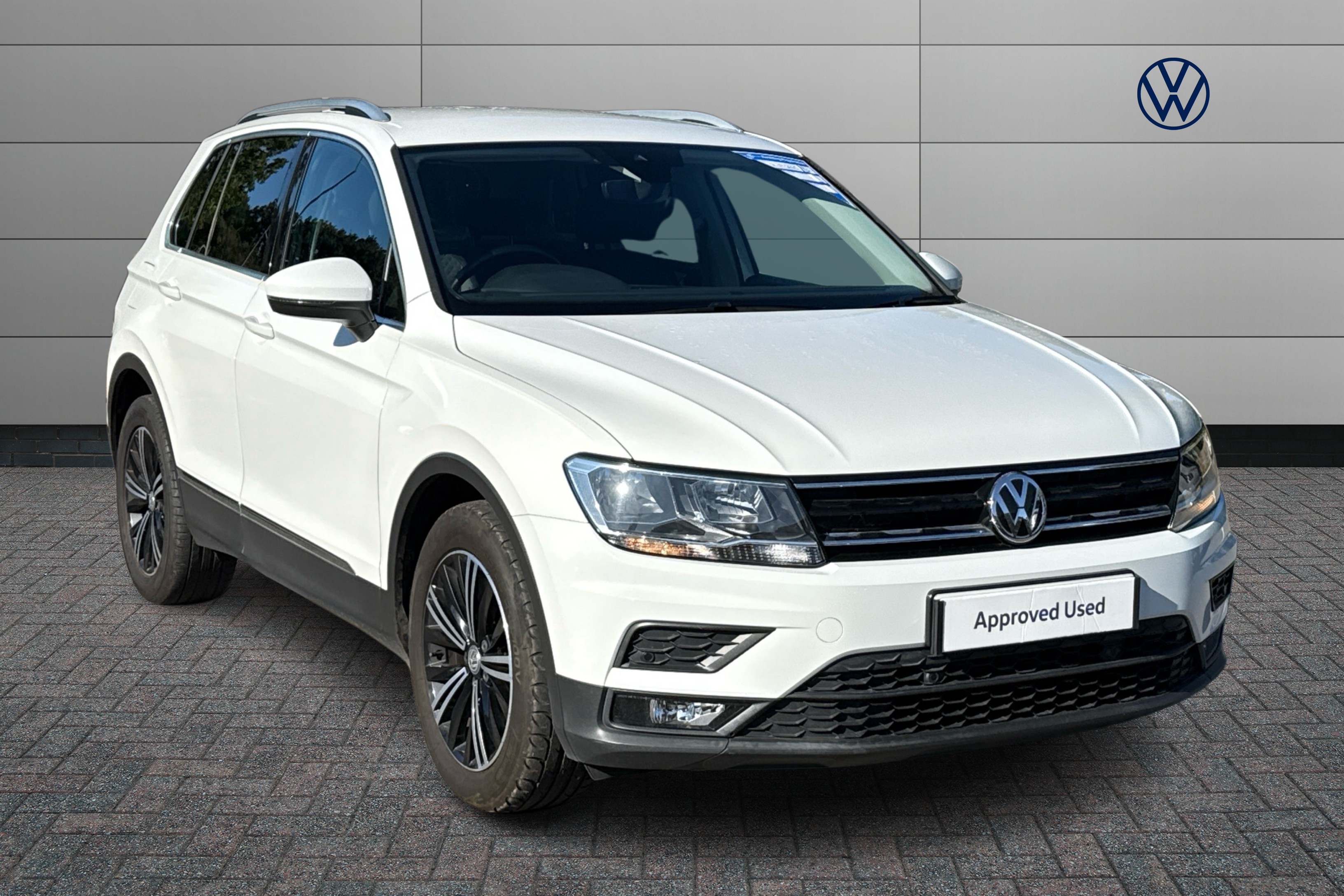 Main listing image - Volkswagen Tiguan