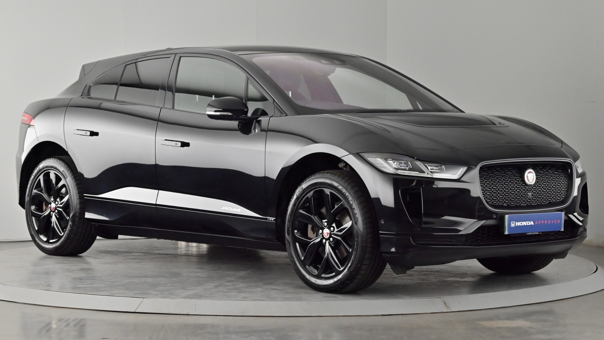 Main listing image - Jaguar I-Pace