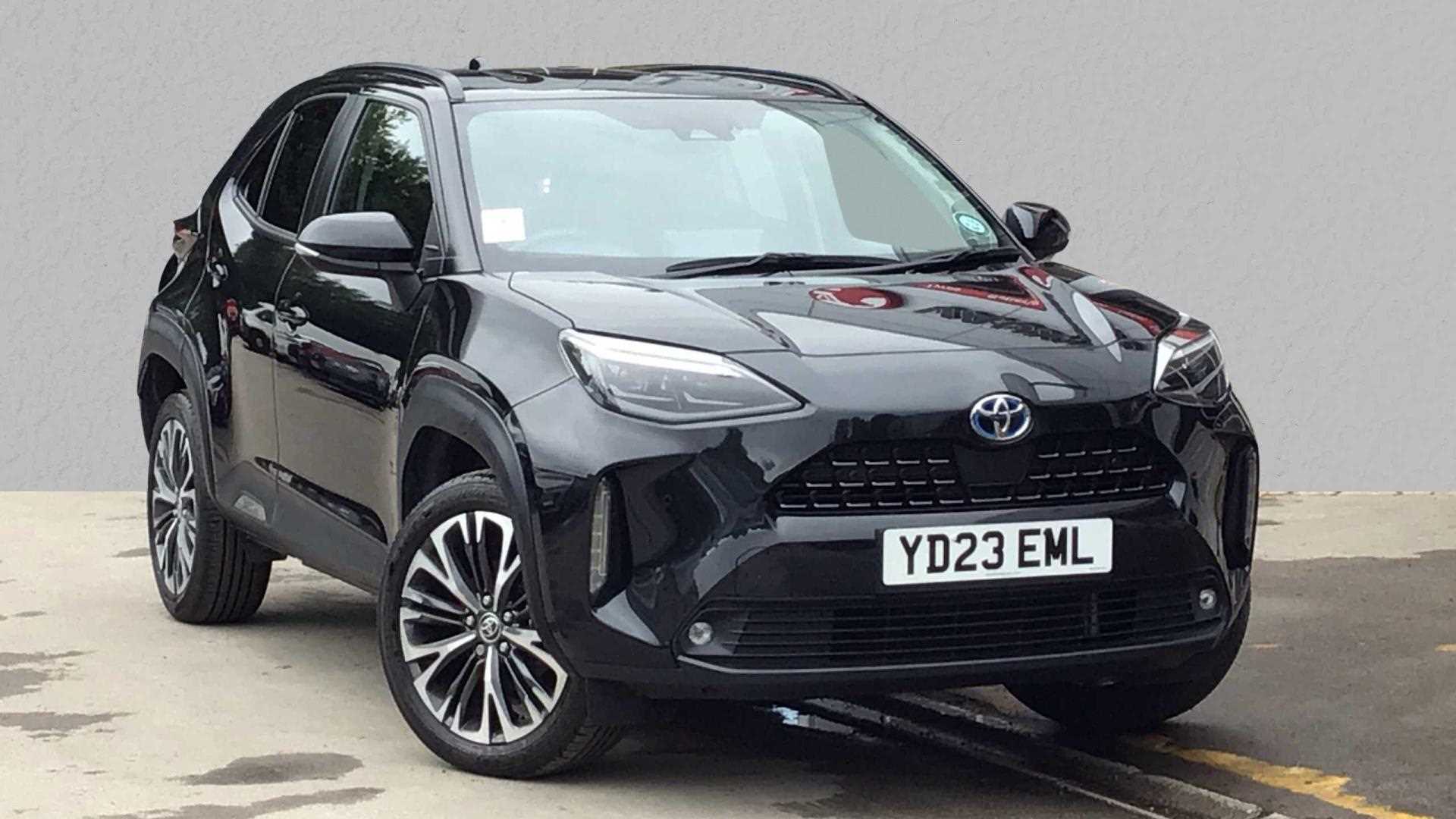 Main listing image - Toyota Yaris Cross