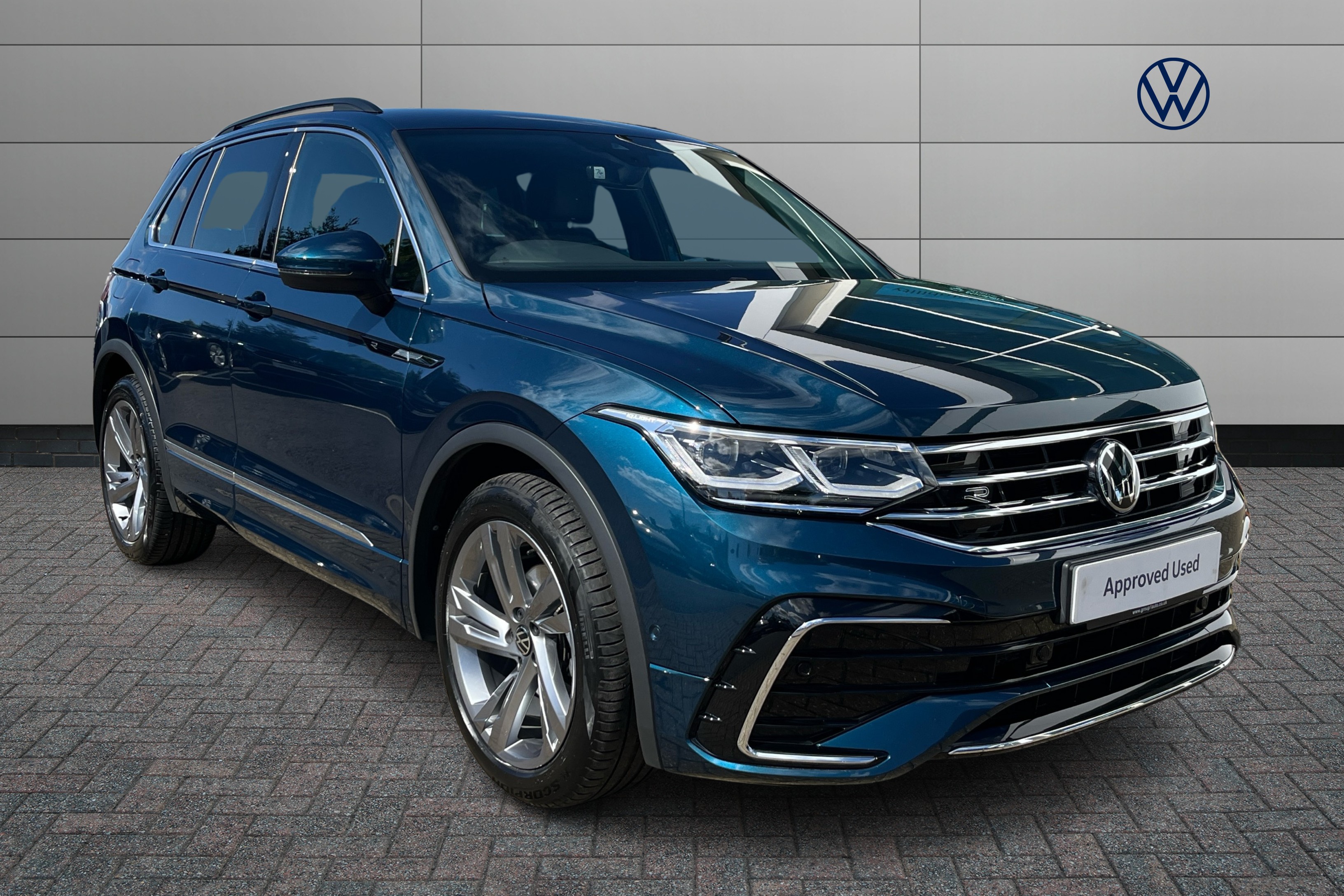 Main listing image - Volkswagen Tiguan