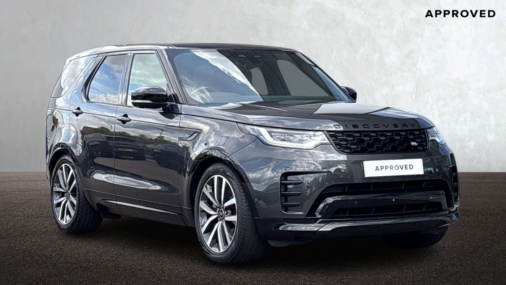 Main listing image - Land Rover Discovery