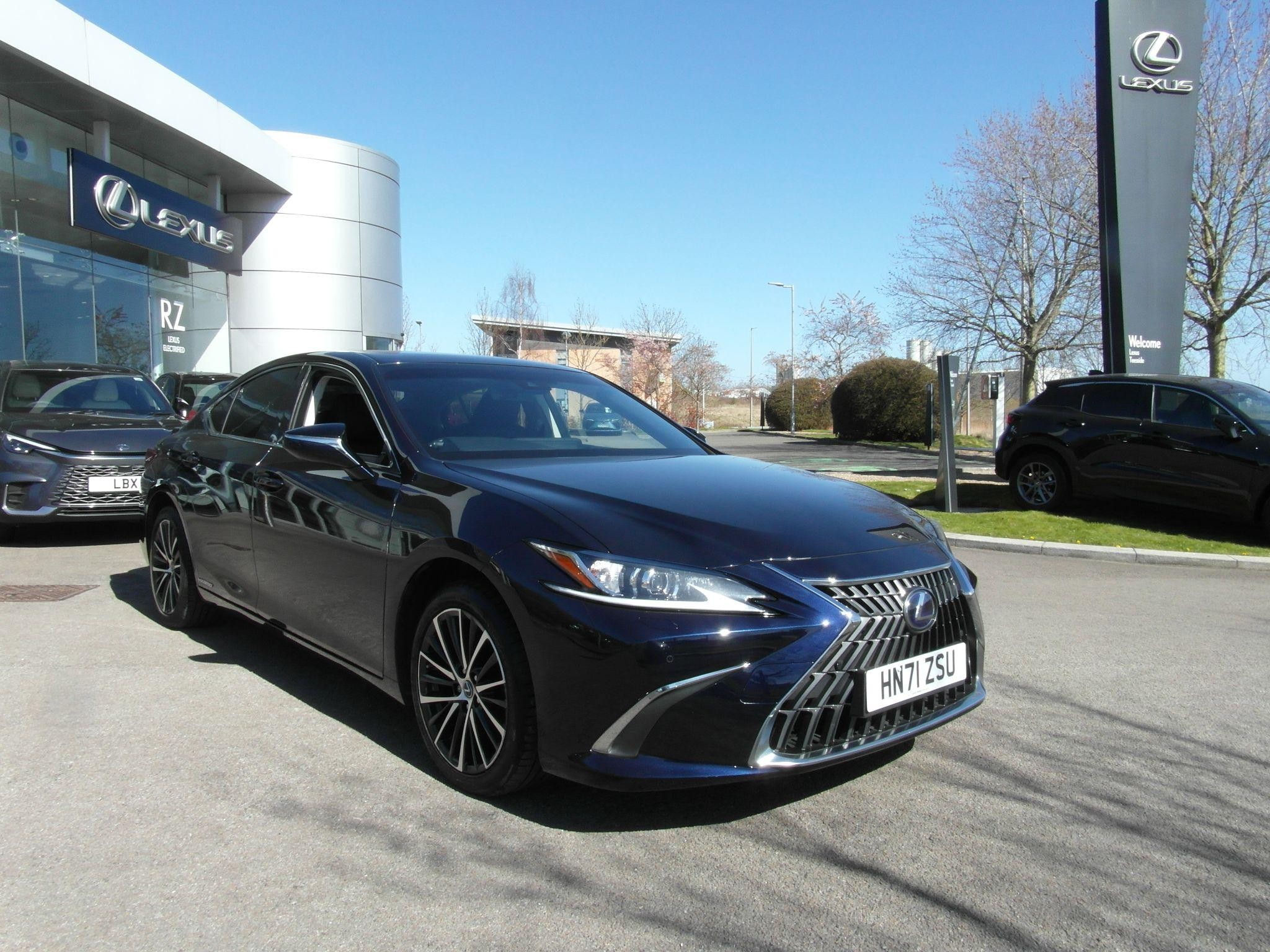 Main listing image - Lexus ES