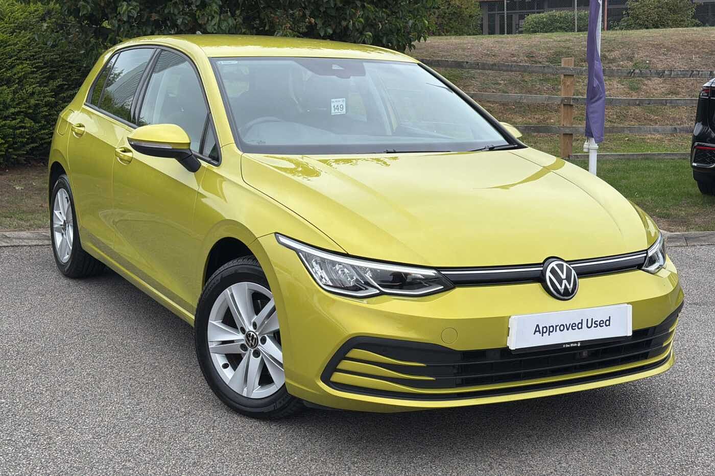Main listing image - Volkswagen Golf