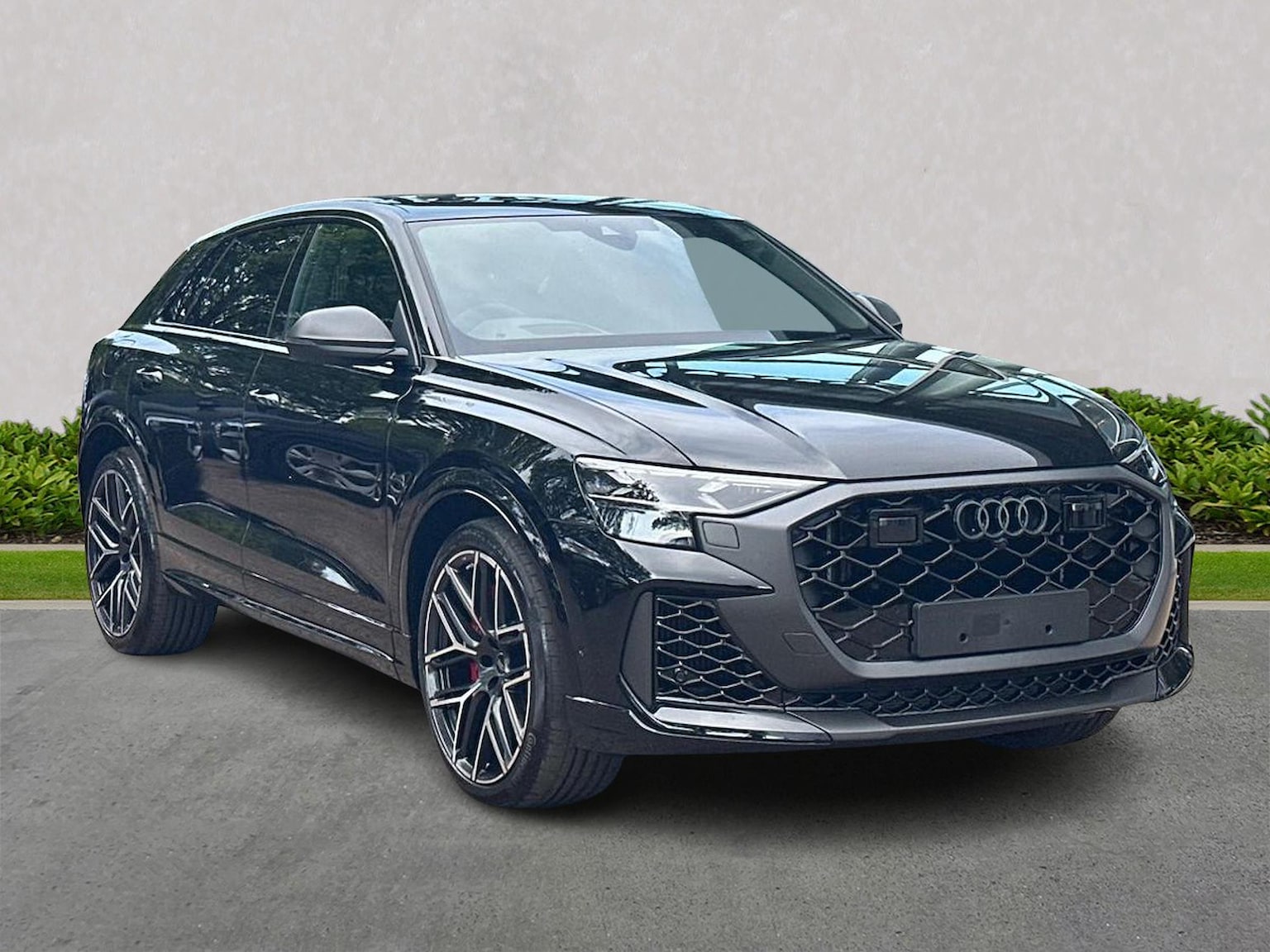 Main listing image - Audi RS Q8