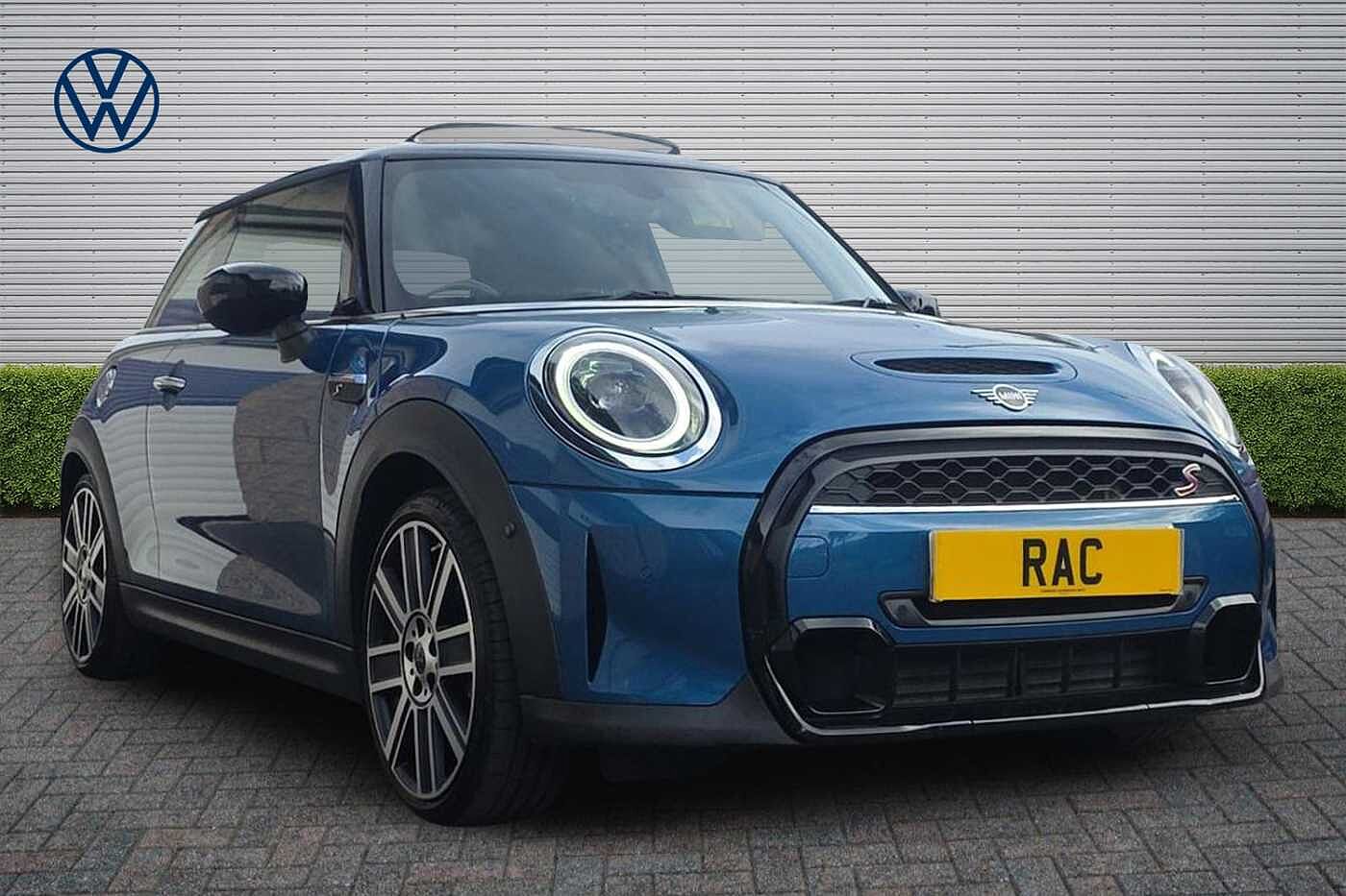 Main listing image - MINI Hatchback