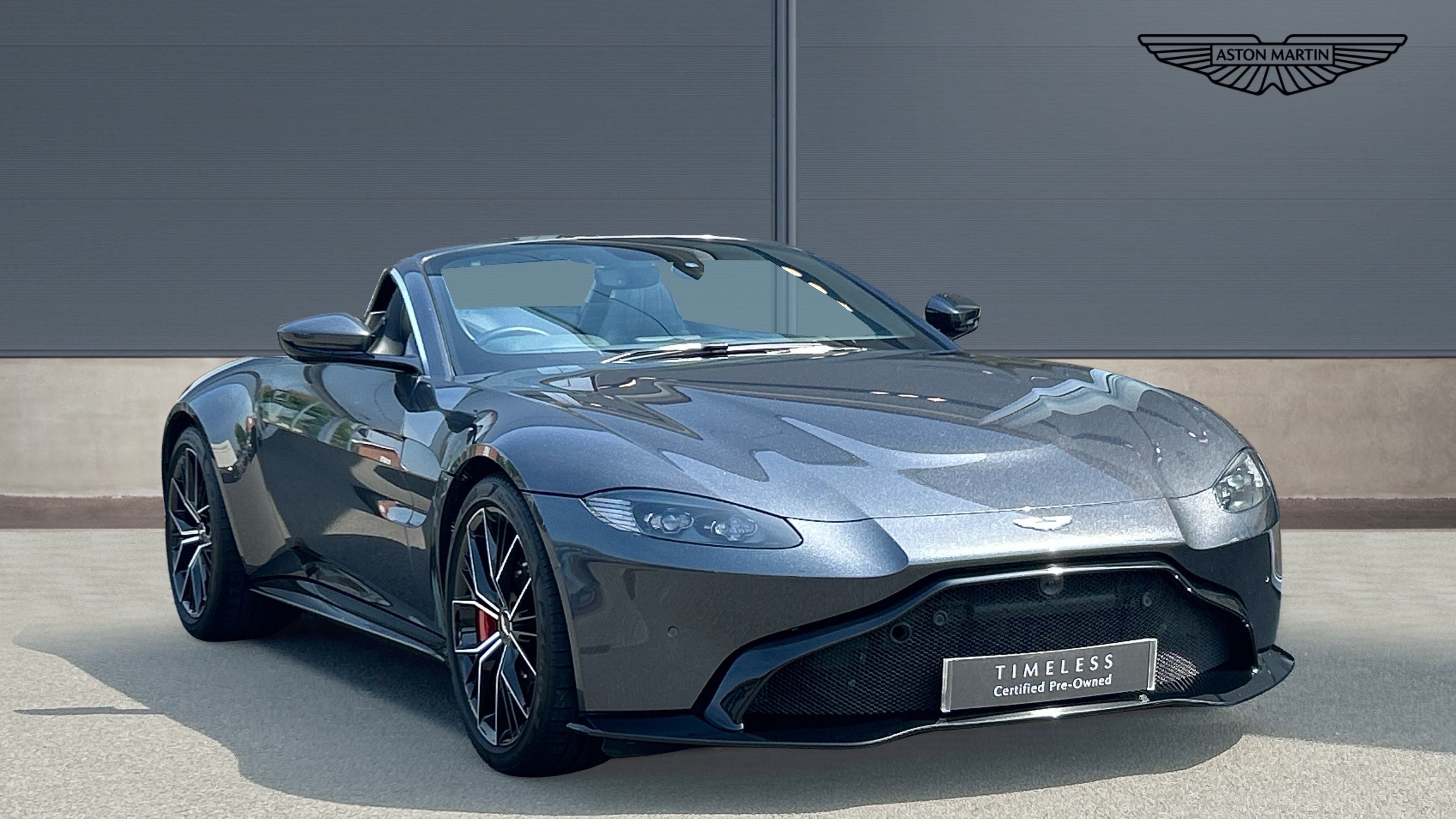 Main listing image - Aston Martin Vantage