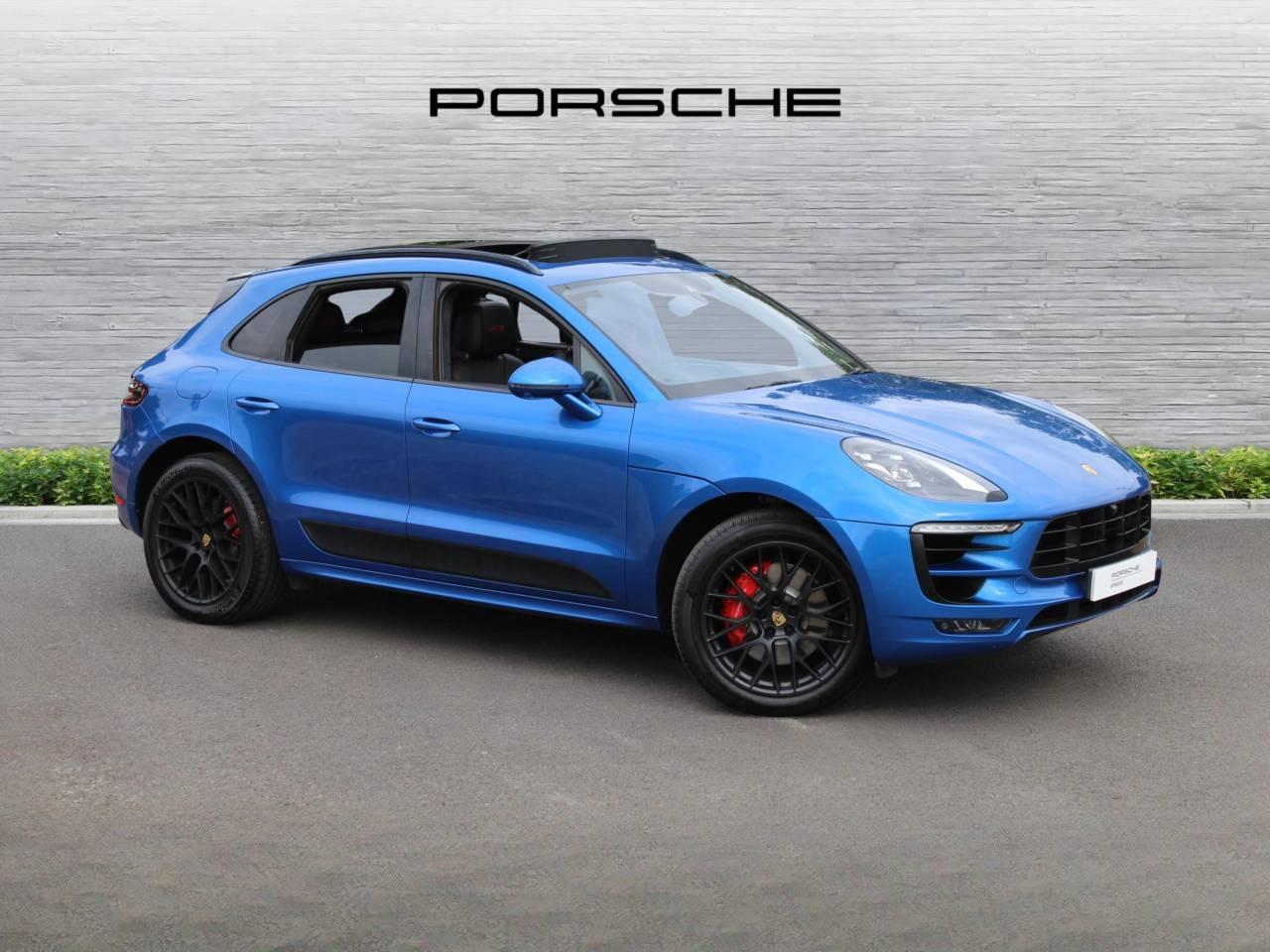Main listing image - Porsche Macan