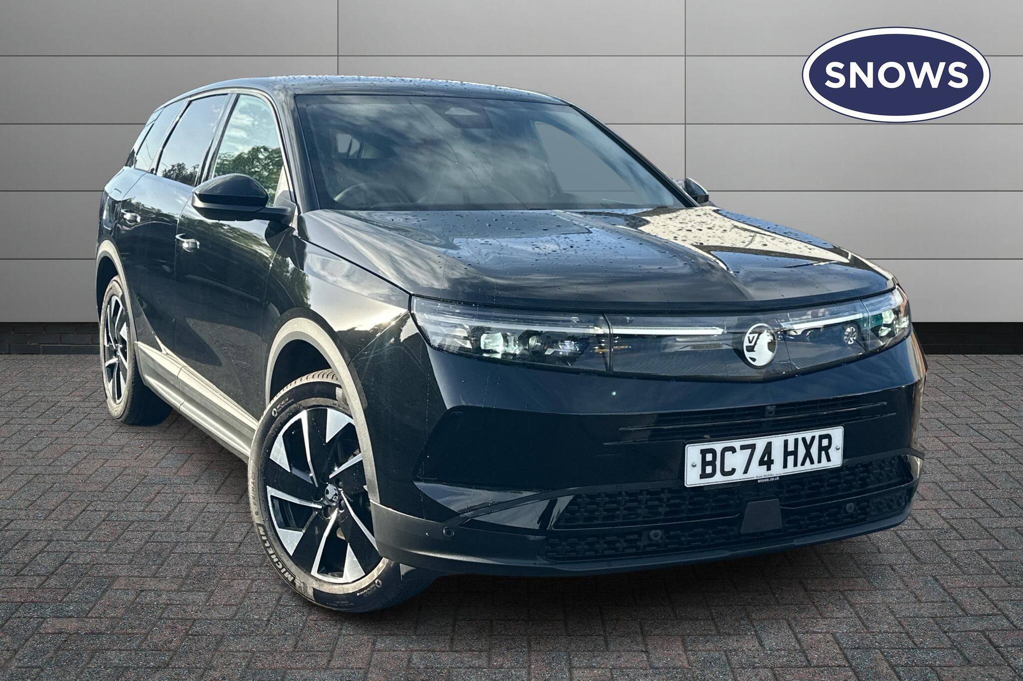 Main listing image - Vauxhall Grandland