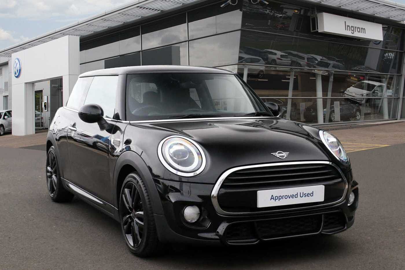 Main listing image - MINI Hatchback