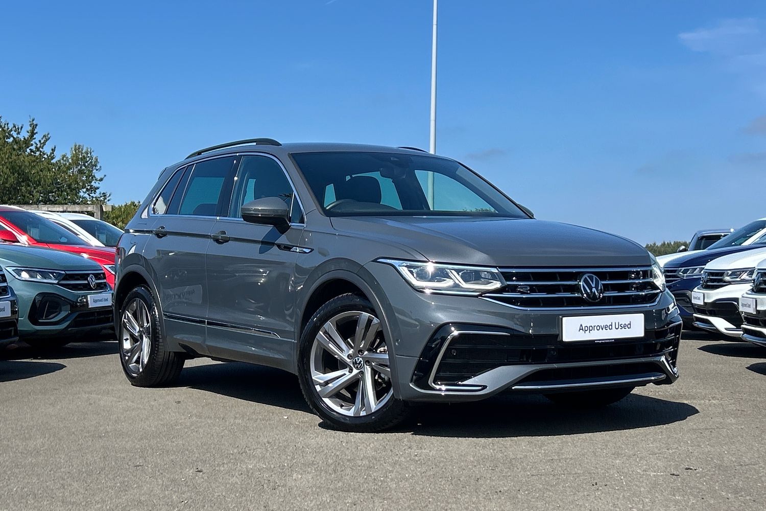 Main listing image - Volkswagen Tiguan