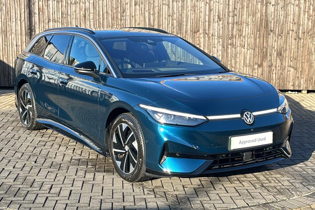 Main listing image - Volkswagen ID.7