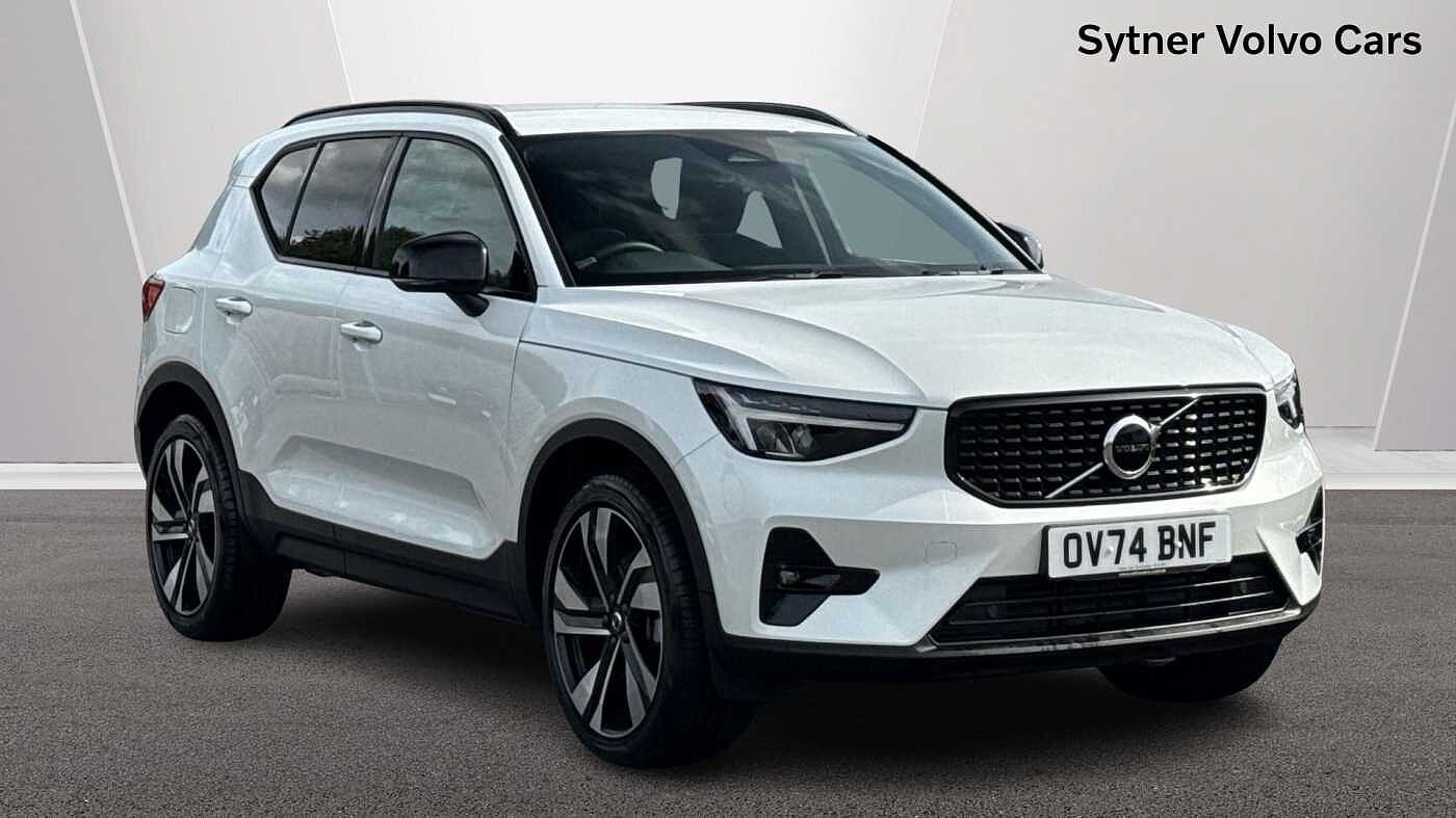 Main listing image - Volvo XC40
