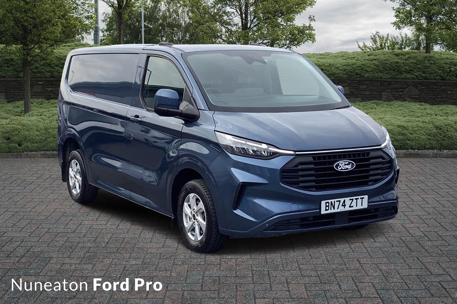 Main listing image - Ford Transit Custom