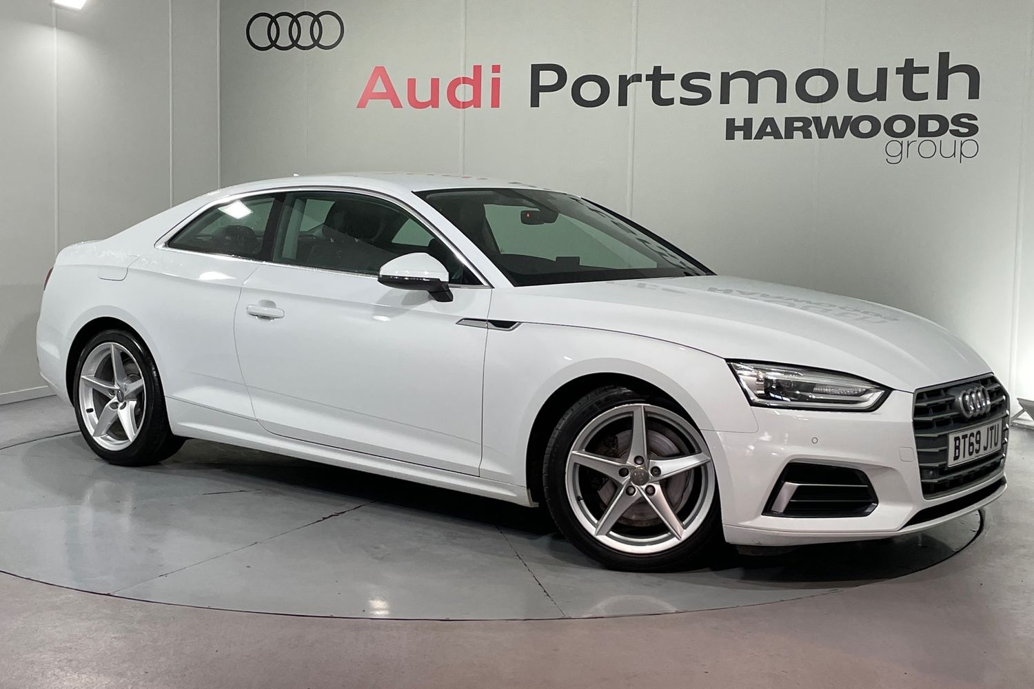 Main listing image - Audi A5