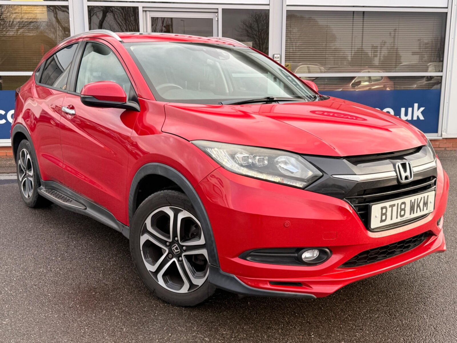 Main listing image - Honda HR-V