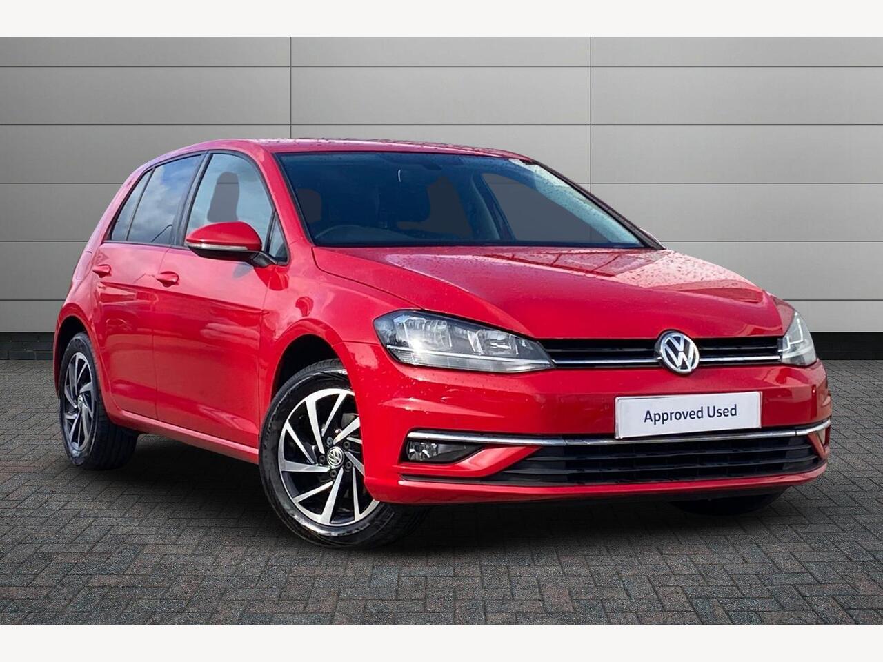 Main listing image - Volkswagen Golf