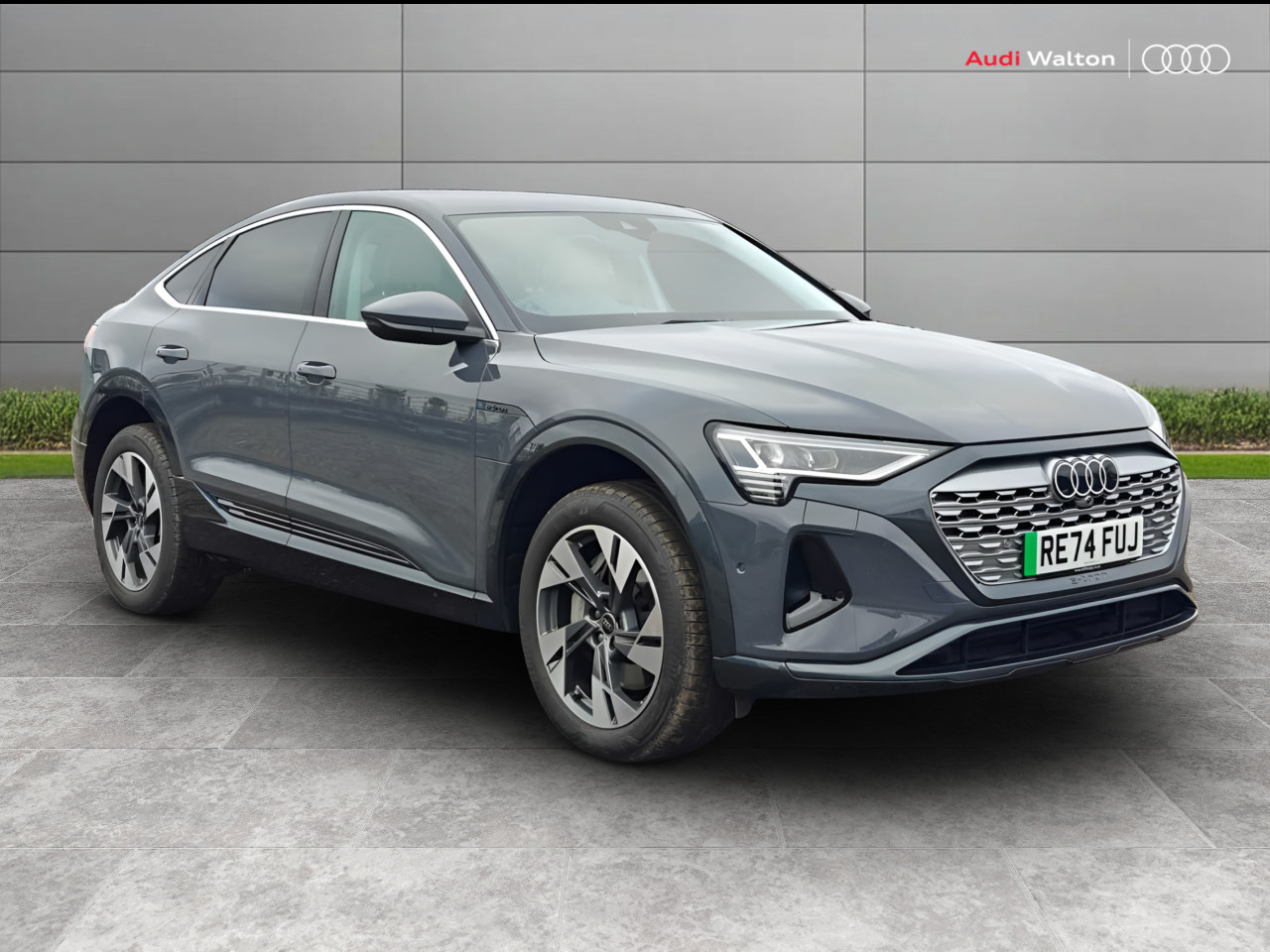 Main listing image - Audi Q8 e-tron