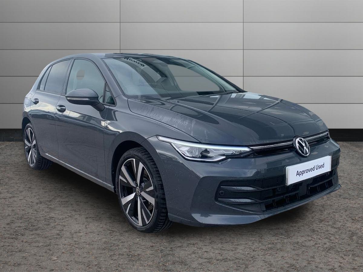 Main listing image - Volkswagen Golf