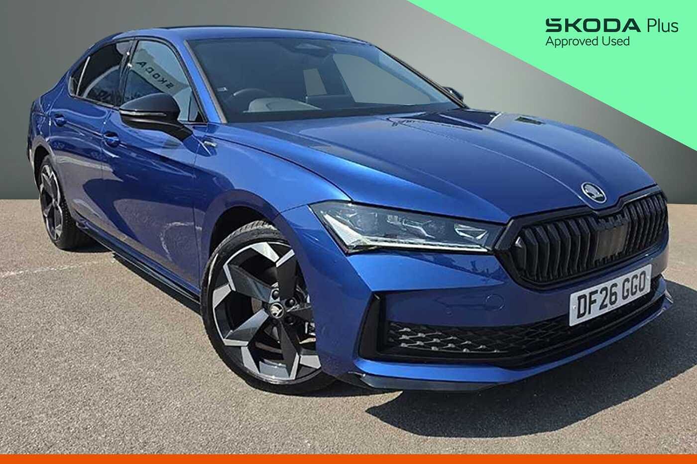 Main listing image - Skoda Superb