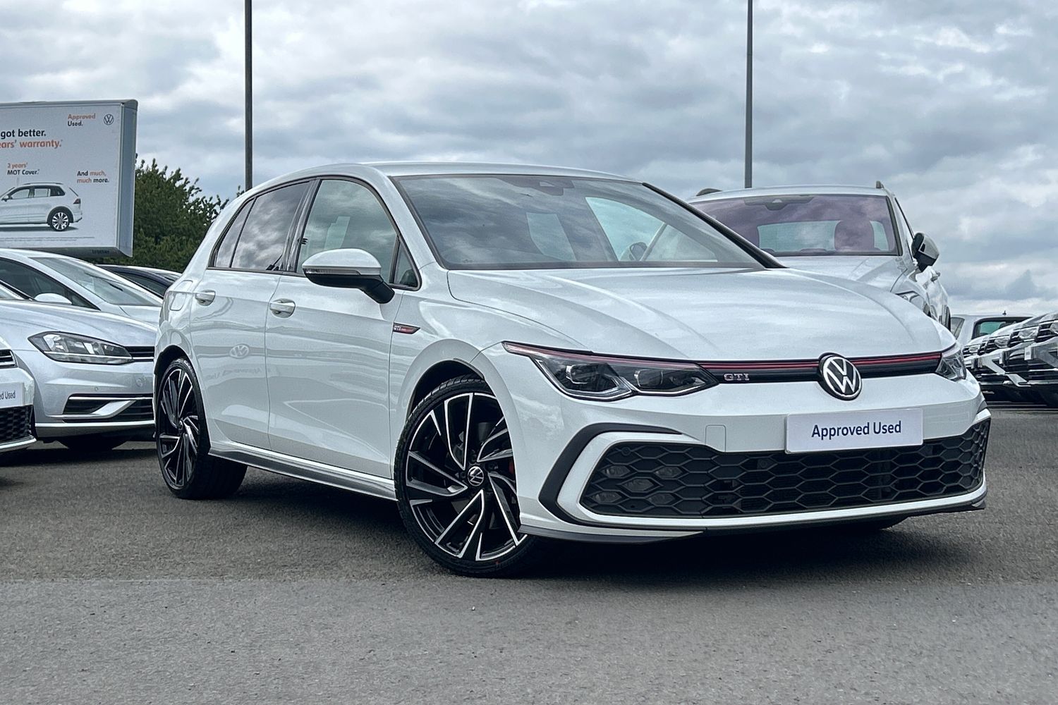 Main listing image - Volkswagen Golf GTI