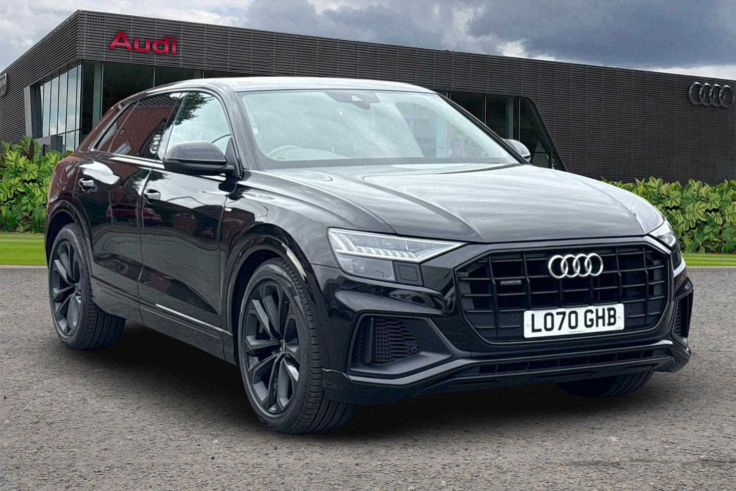 Main listing image - Audi Q8