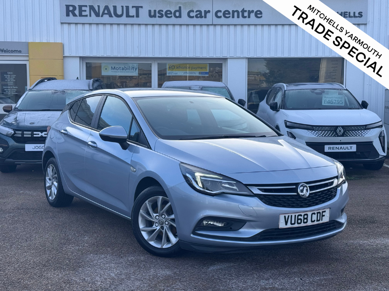 Main listing image - Vauxhall Astra