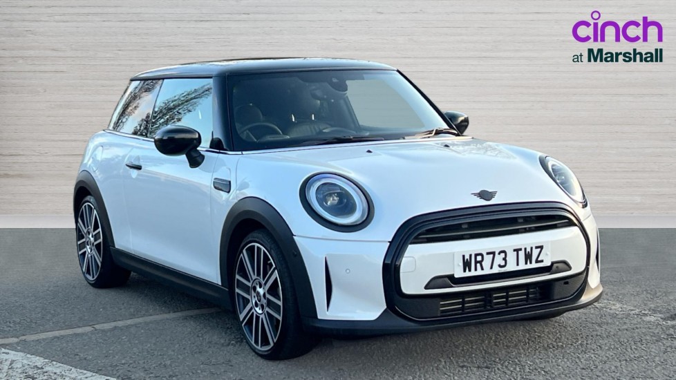 Main listing image - MINI Hatchback