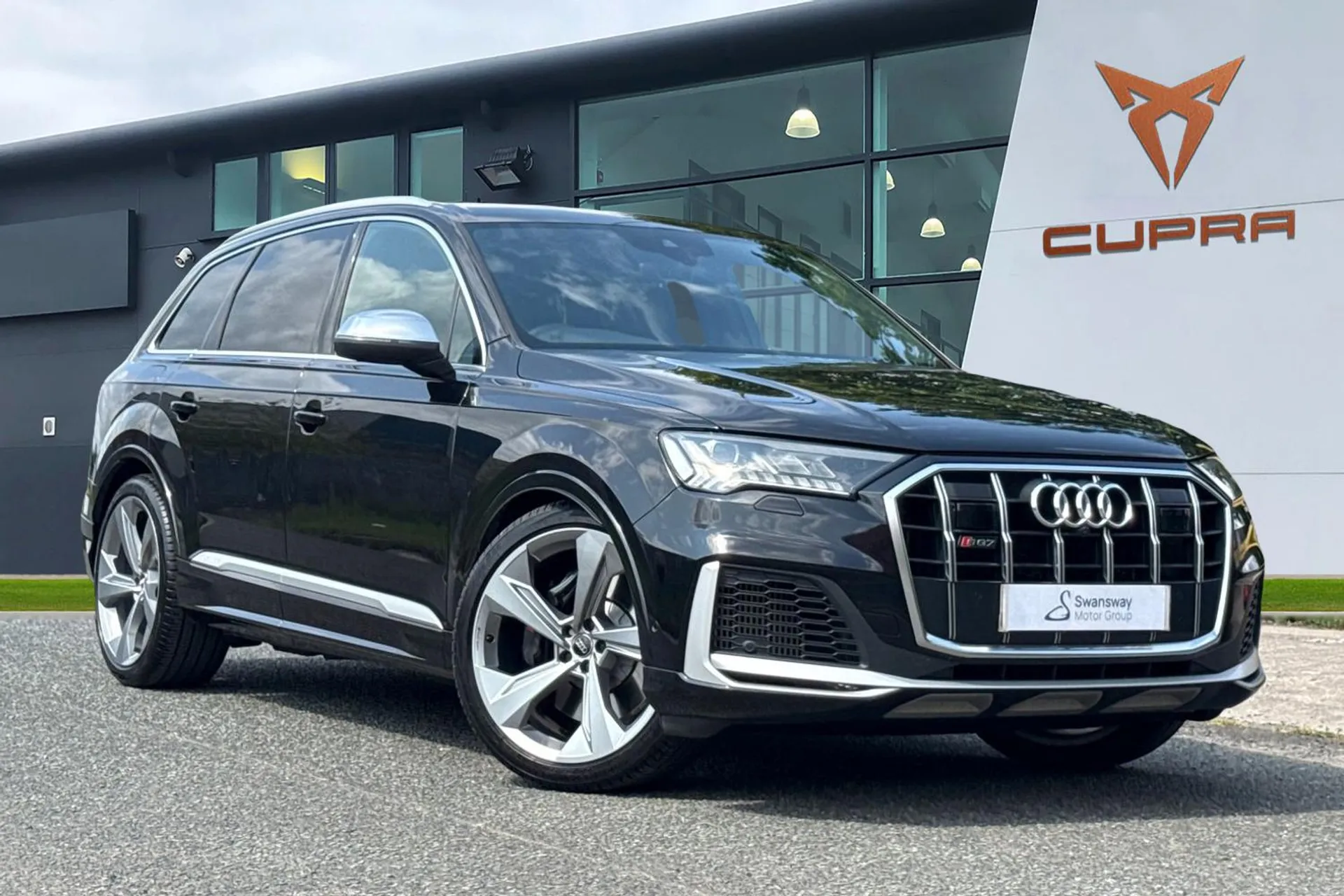 Main listing image - Audi SQ7