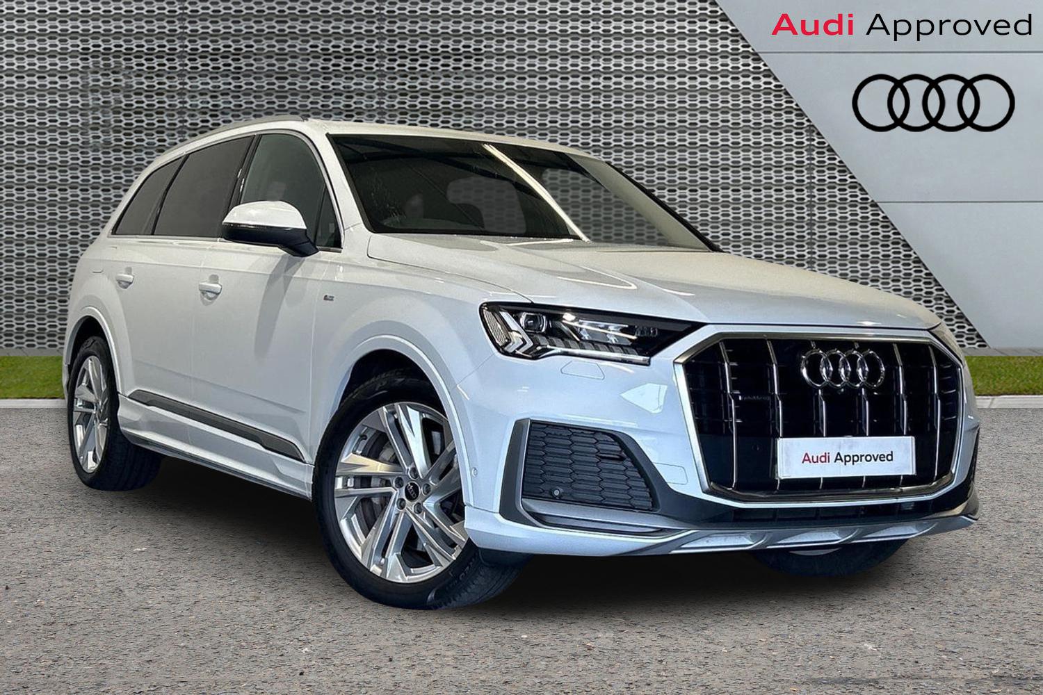 Main listing image - Audi Q7