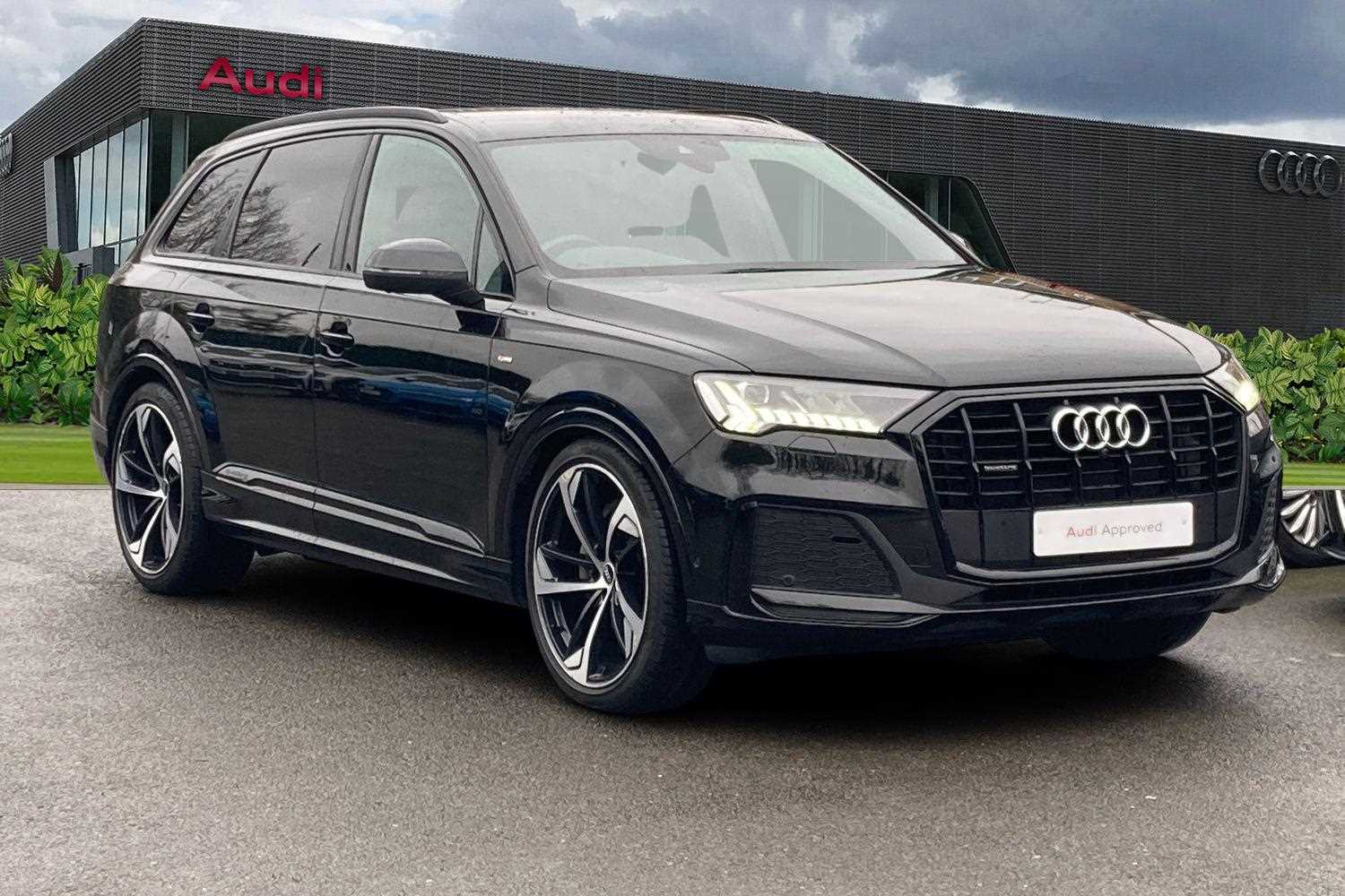 Main listing image - Audi Q7