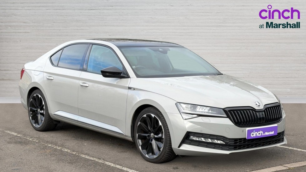 Main listing image - Skoda Superb