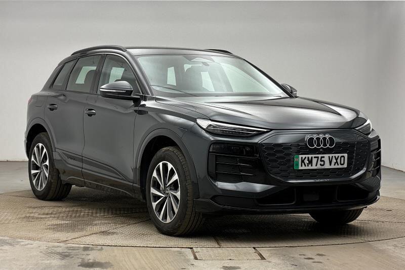 Main listing image - Audi Q6