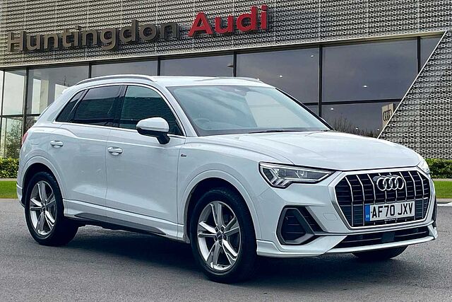 Main listing image - Audi Q3