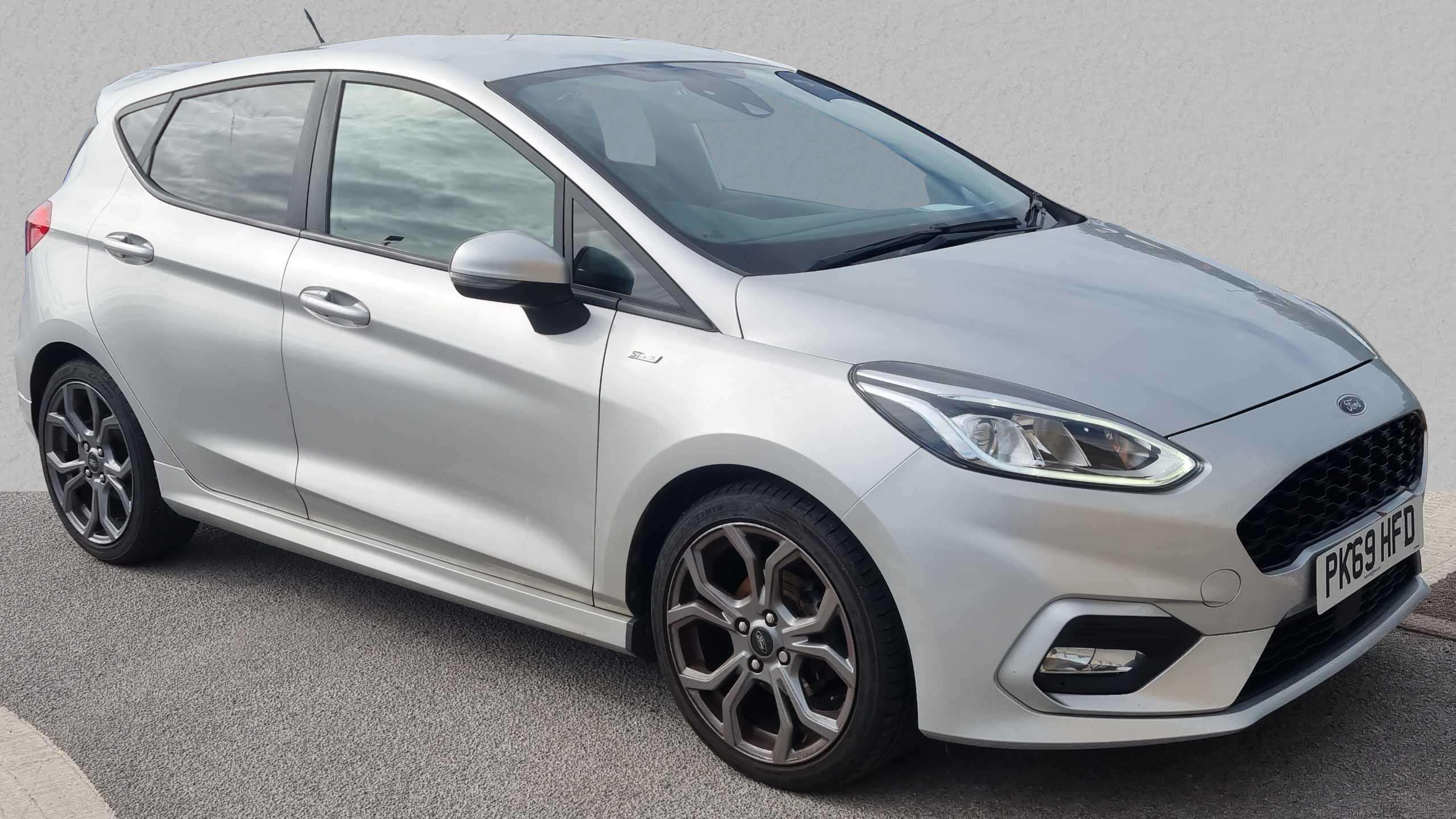 Main listing image - Ford Fiesta