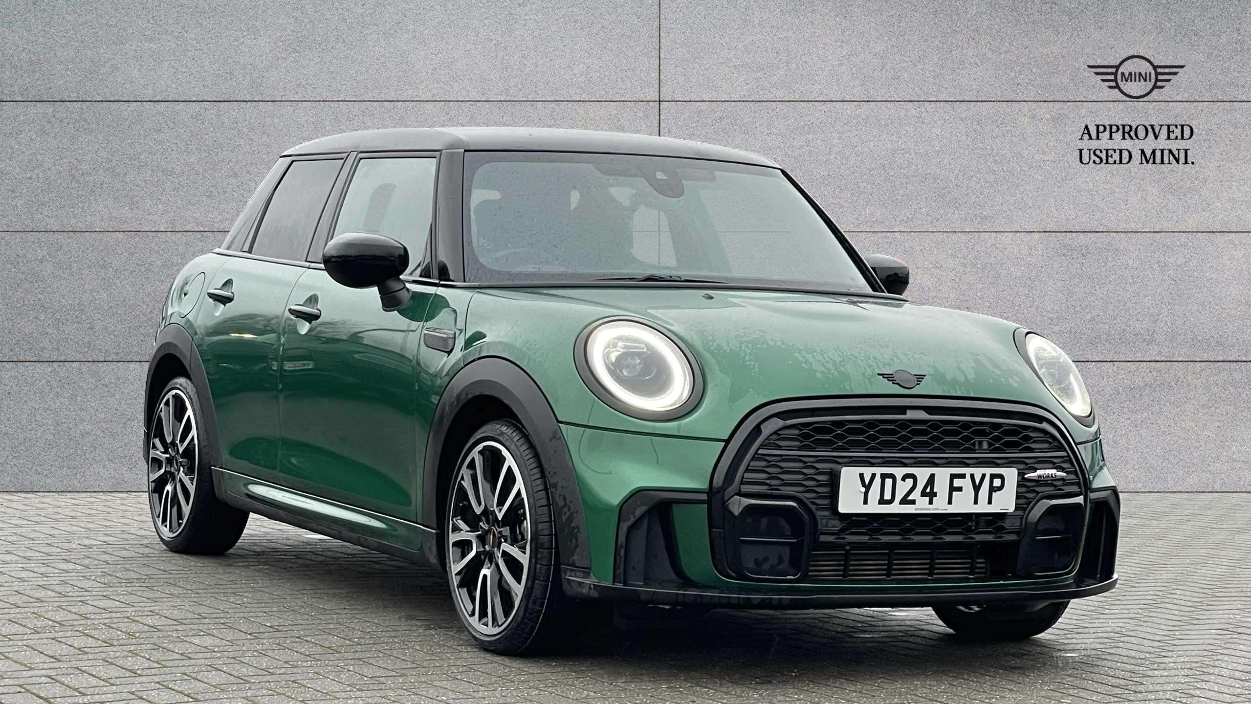 Main listing image - MINI Hatchback 5dr