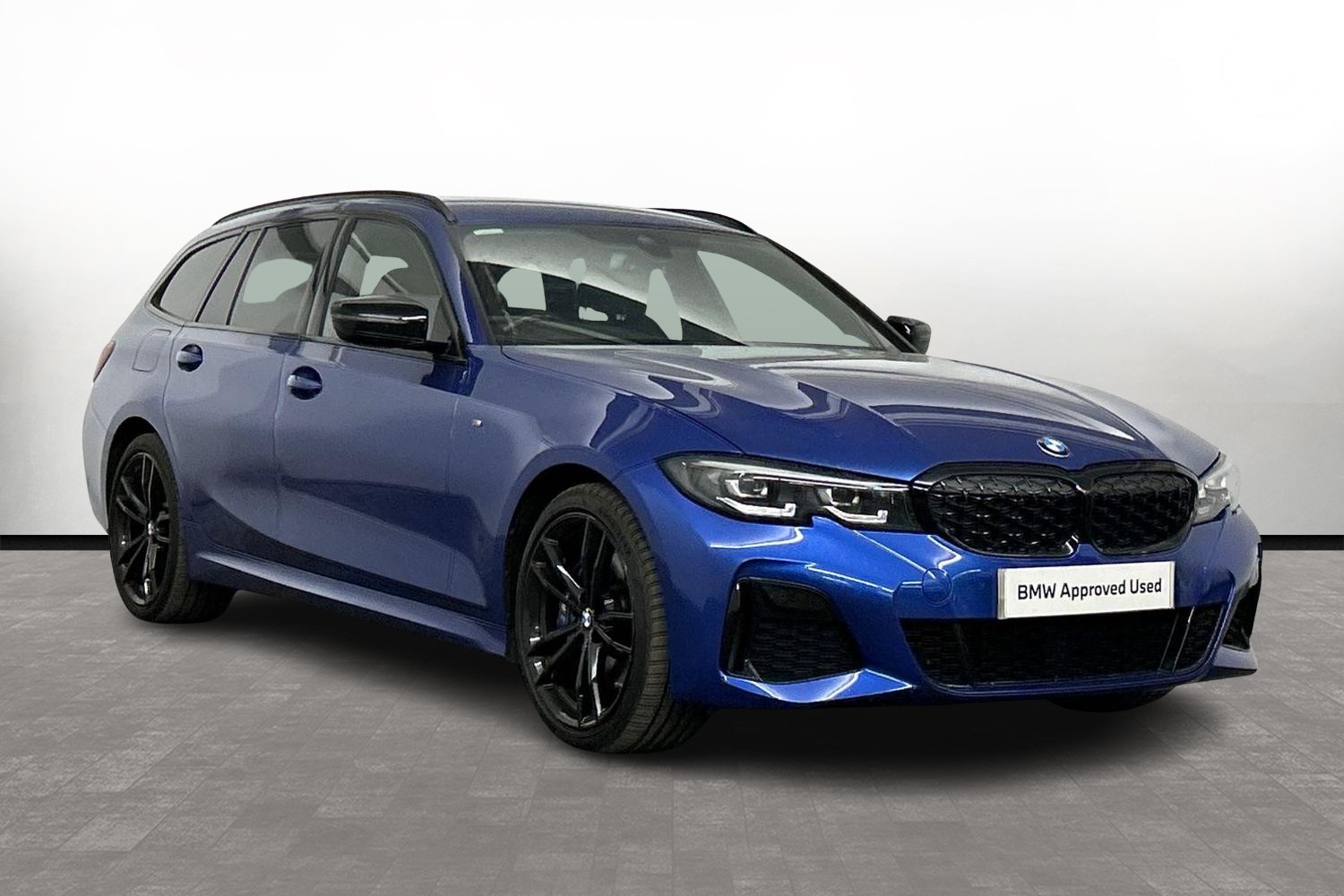 Main listing image - BMW 3 Series Touring