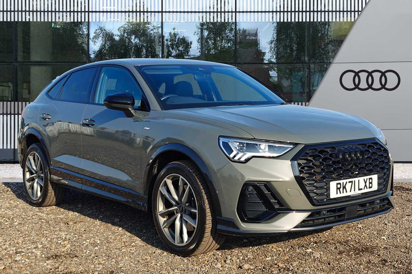 Main listing image - Audi Q3