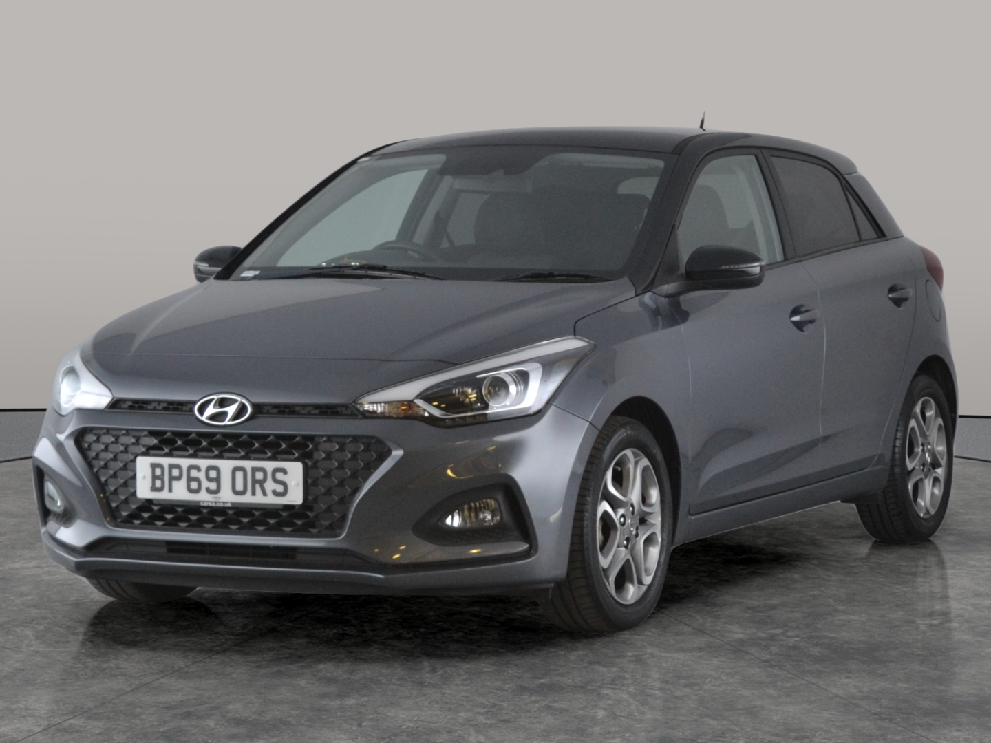 Main listing image - Hyundai i20