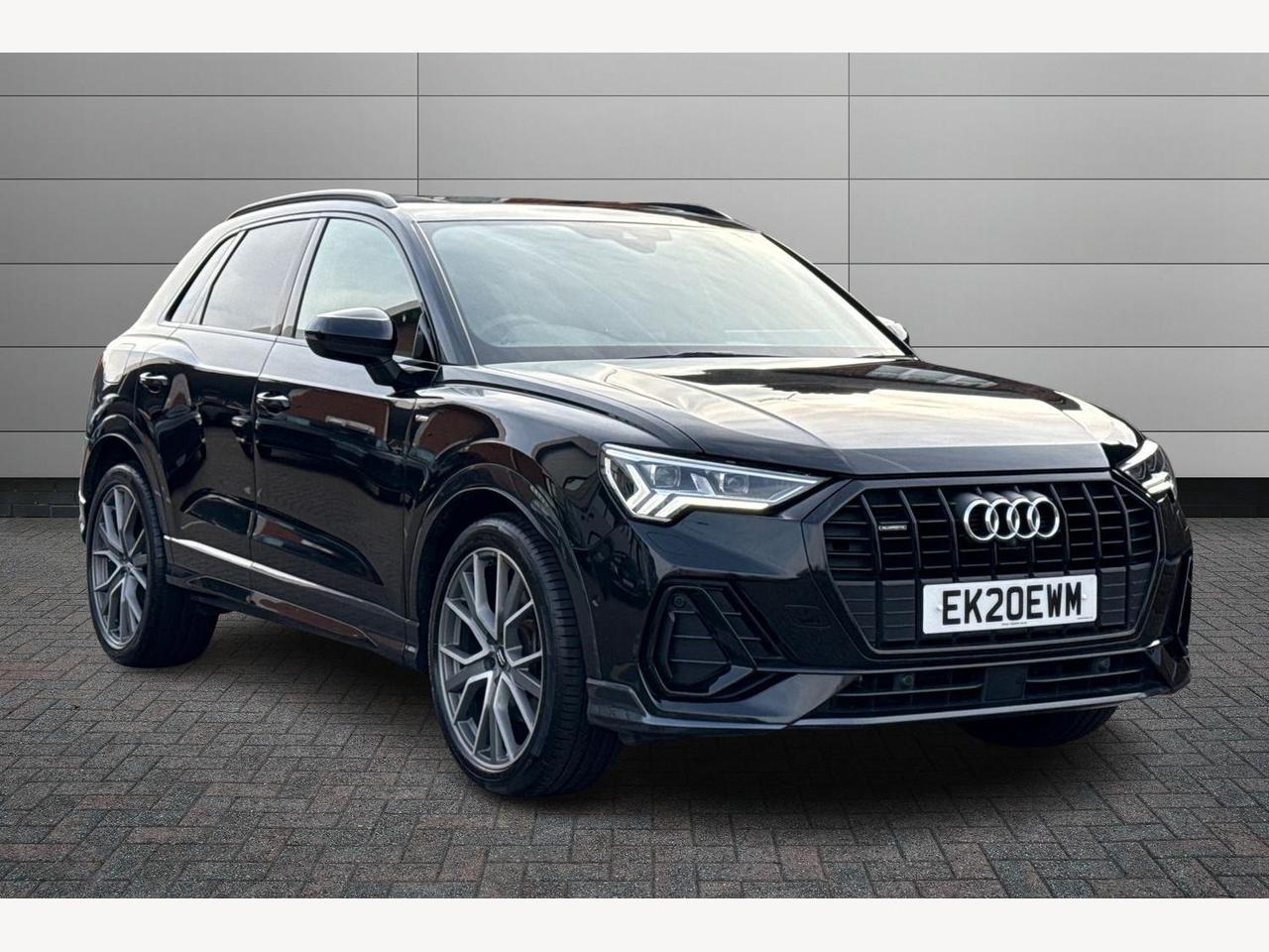 Main listing image - Audi Q3