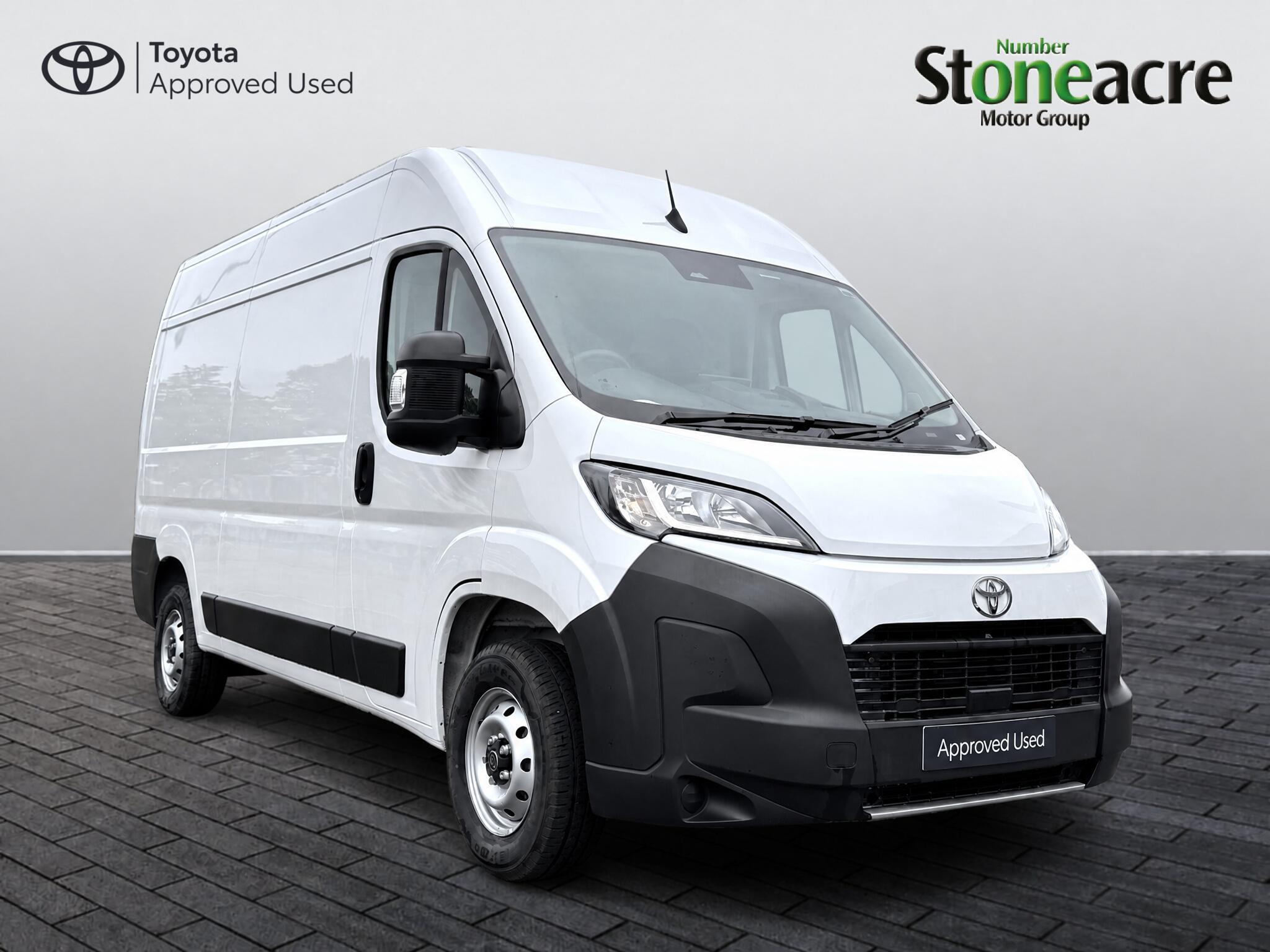 Main listing image - Toyota Proace Max