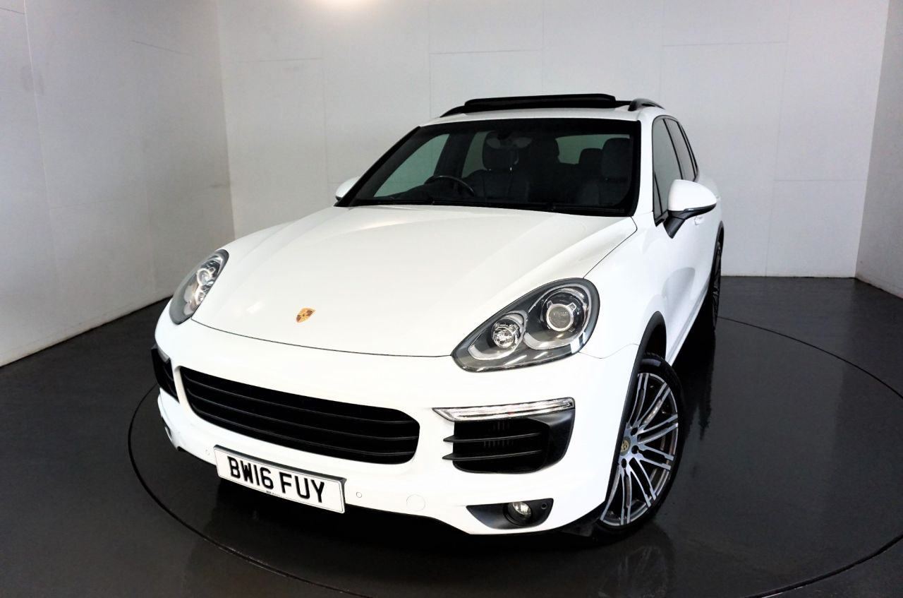 Main listing image - Porsche Cayenne