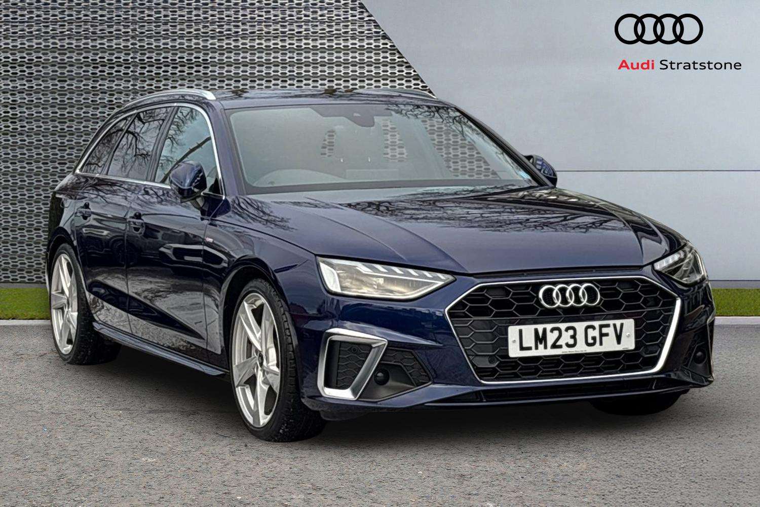 Main listing image - Audi A4 Avant