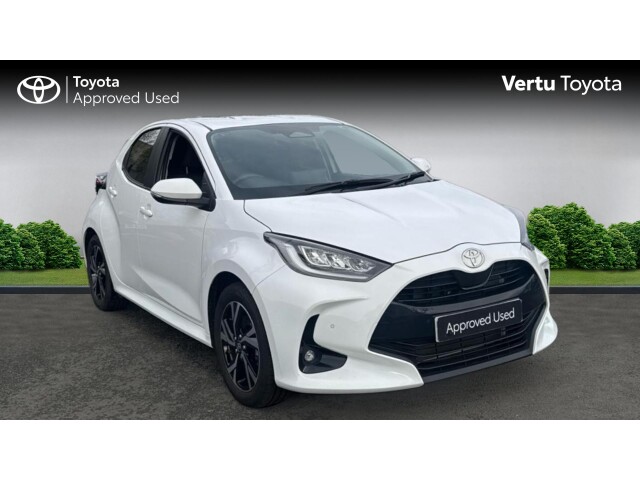 Main listing image - Toyota Yaris