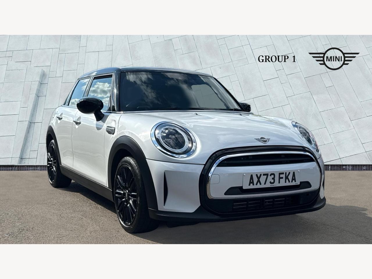 Main listing image - MINI Hatchback 5dr