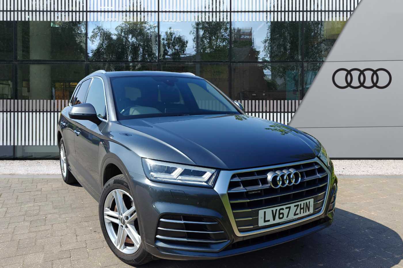 Main listing image - Audi Q5