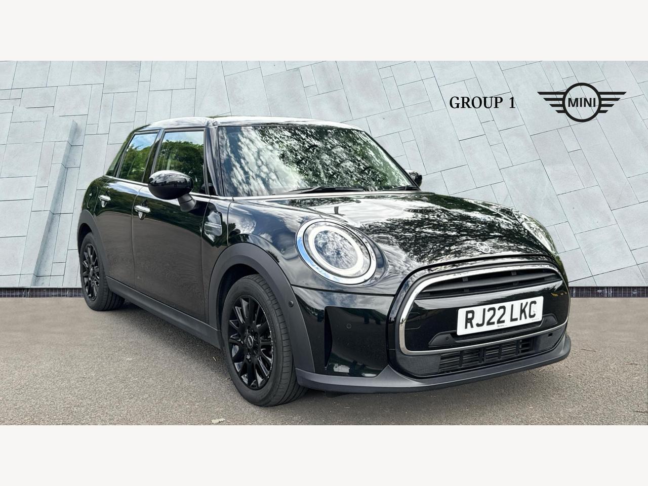 Main listing image - MINI Hatchback 5dr